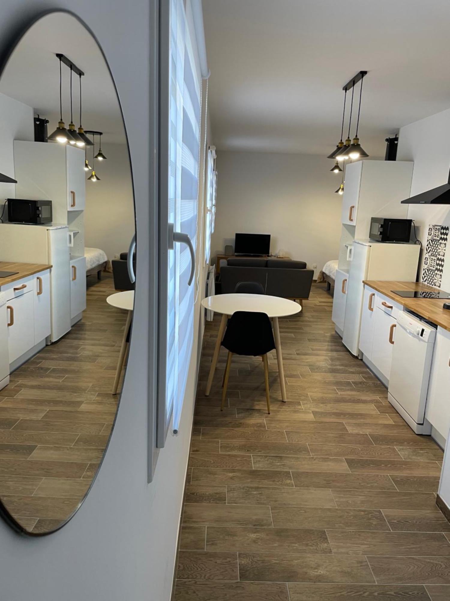 Studio Bien Situe & Tout Equipe Dans Une Maison Scionzier Екстер'єр фото